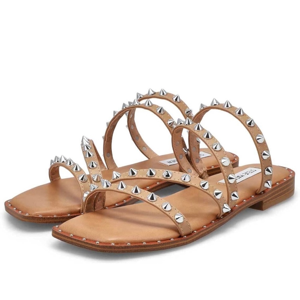 Steve Madden Skyler Flat Sandal, size 8